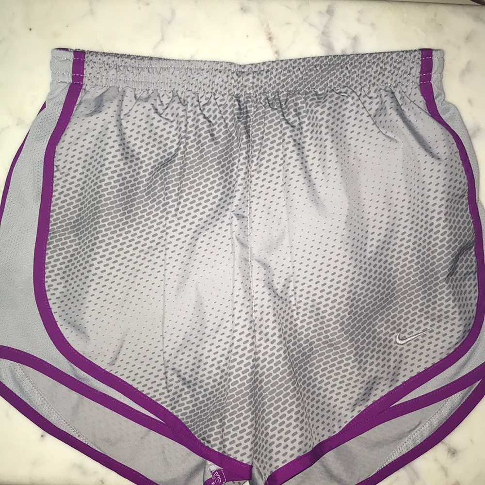 Nike dri-fit shorts (XS)